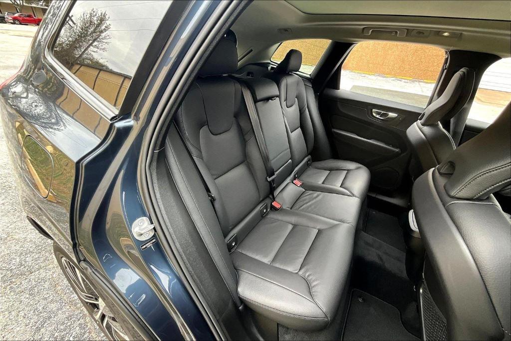 new 2025 Volvo XC60 car, priced at $55,335