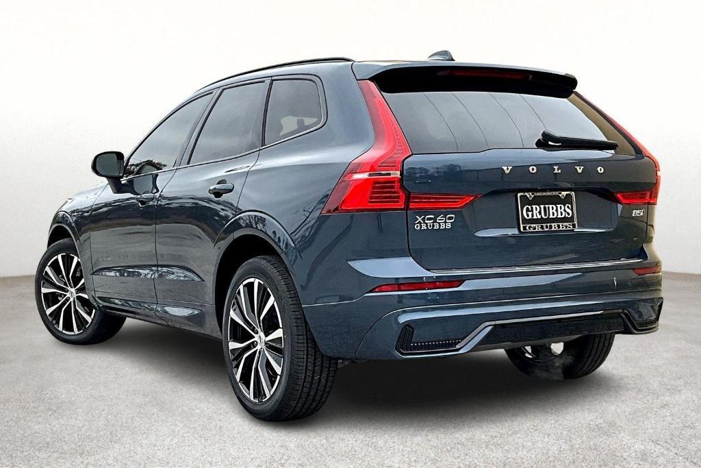 new 2025 Volvo XC60 car, priced at $47,585