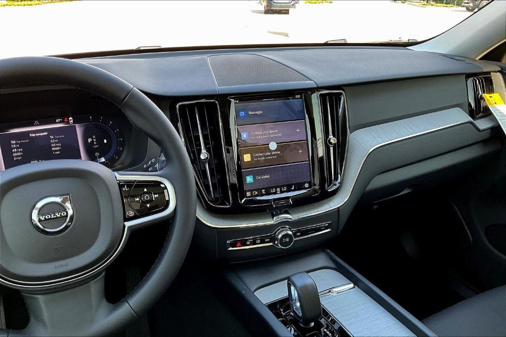 new 2025 Volvo XC60 car, priced at $48,110