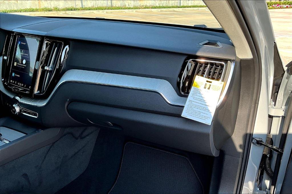 new 2025 Volvo XC60 car, priced at $55,360