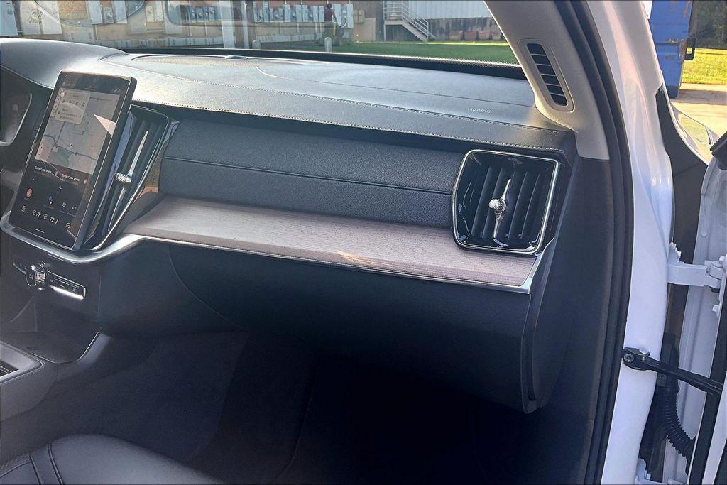 used 2025 Volvo XC90 car, priced at $49,087