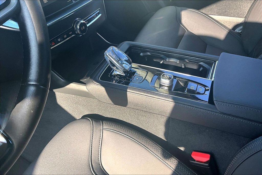 used 2025 Volvo XC90 car, priced at $49,087