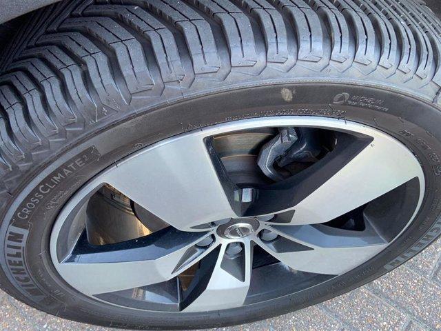 used 2019 Volvo XC40 car, priced at $20,536