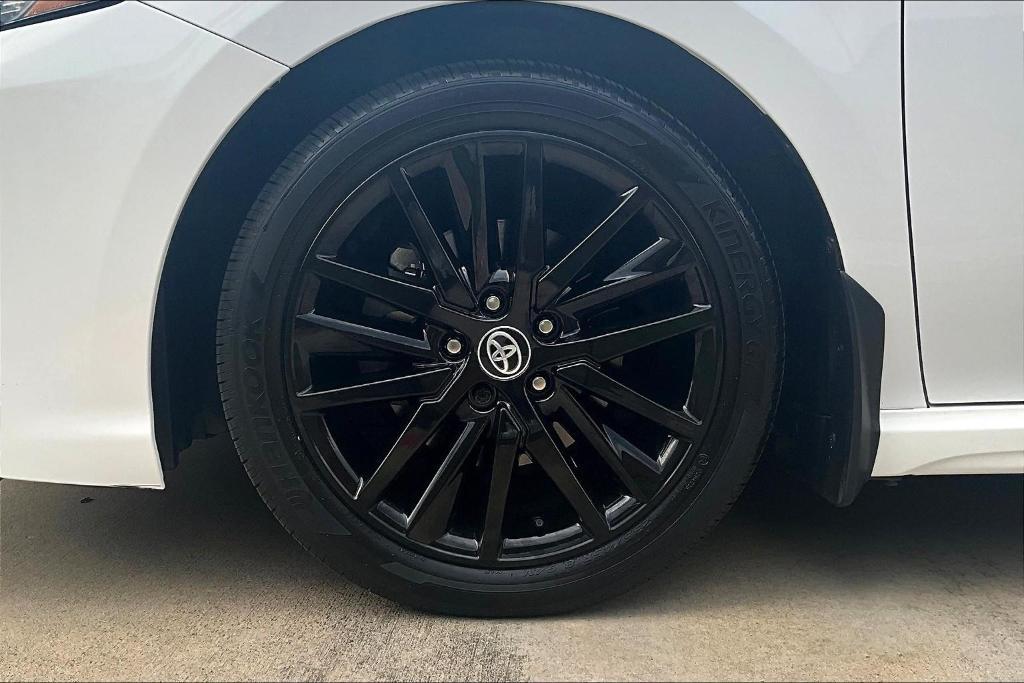 used 2024 Toyota Camry Hybrid car, priced at $28,105