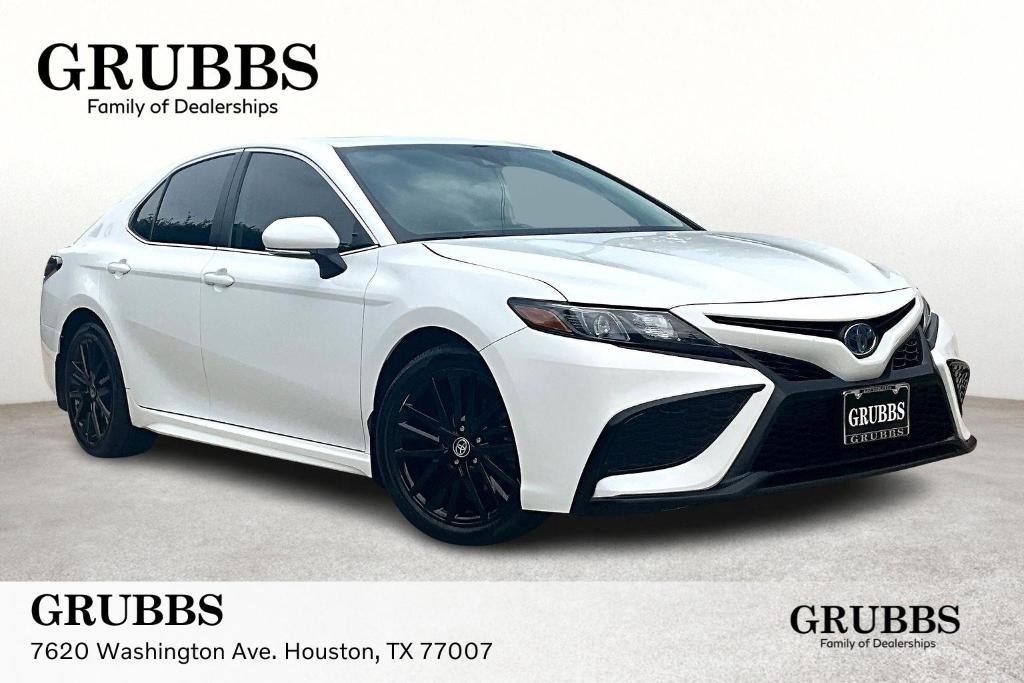 used 2024 Toyota Camry Hybrid car, priced at $28,105