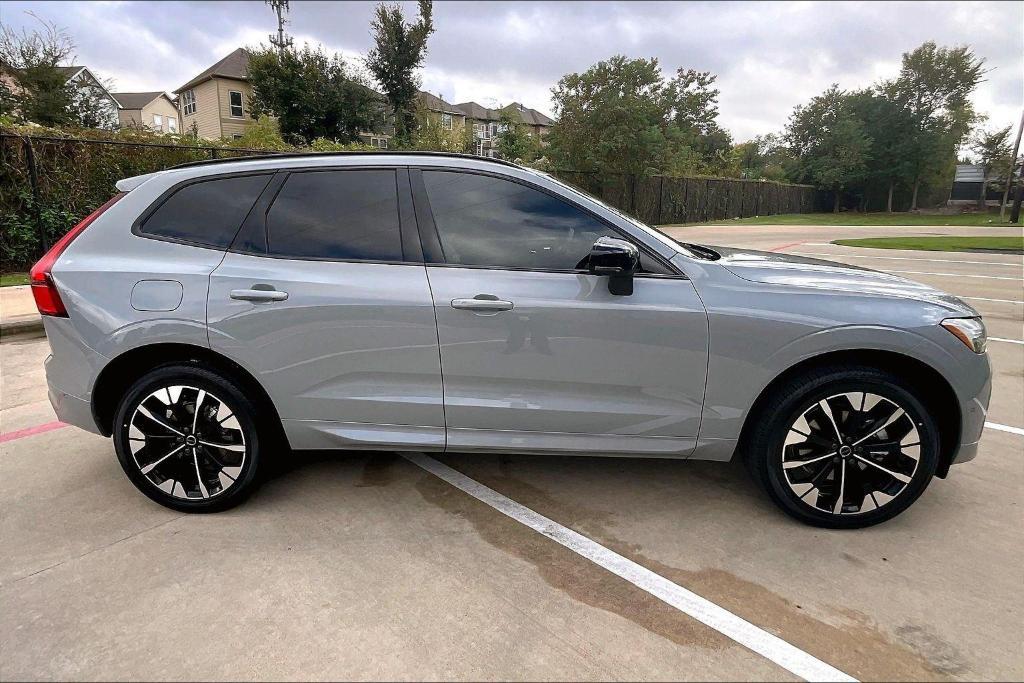 new 2026 Volvo XC60 car, priced at $57,985