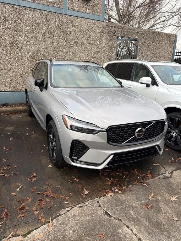 new 2025 Volvo XC60 car, priced at $48,345