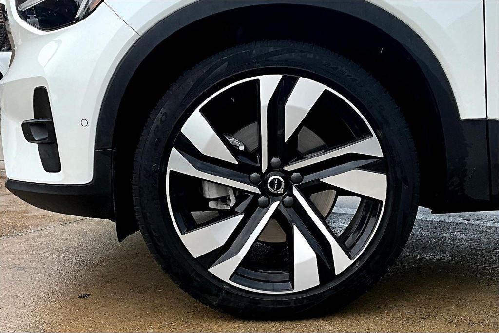 used 2025 Volvo XC40 car, priced at $34,936