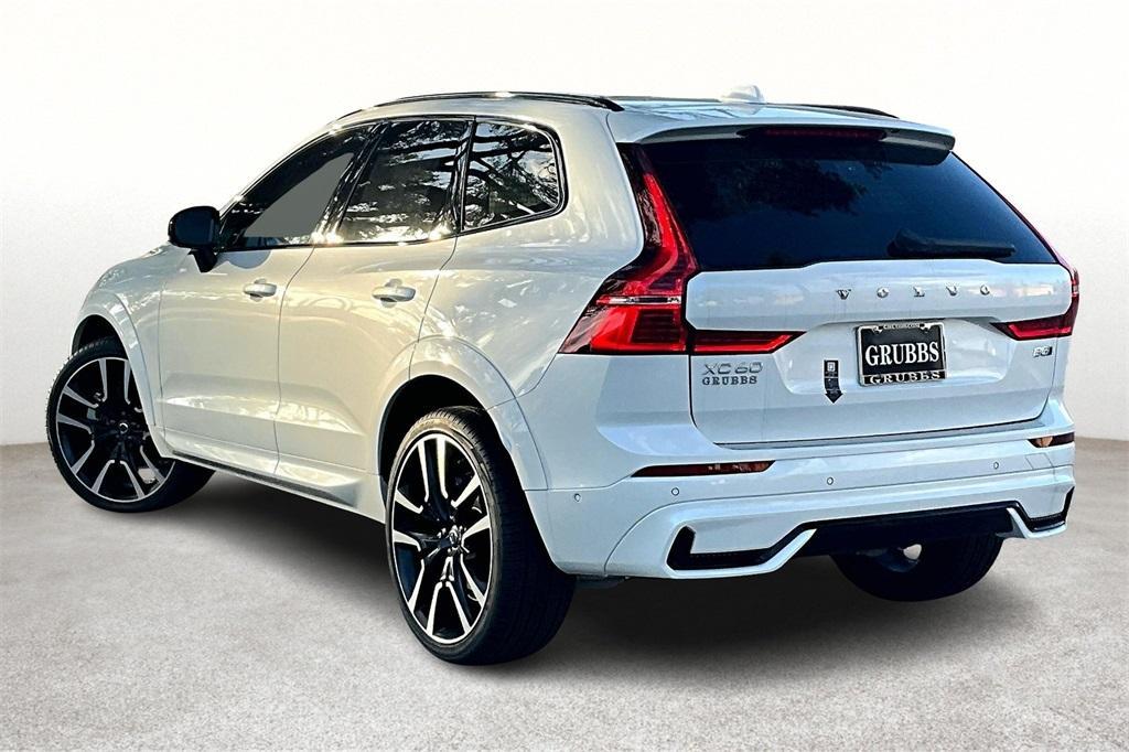 new 2025 Volvo XC60 car, priced at $67,305