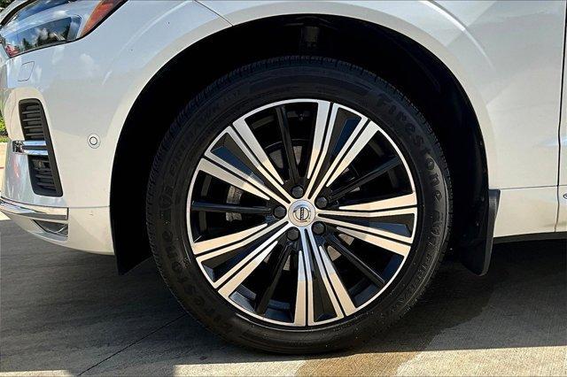 used 2022 Volvo XC60 car, priced at $34,612