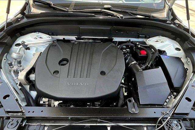 used 2022 Volvo XC60 car, priced at $34,612