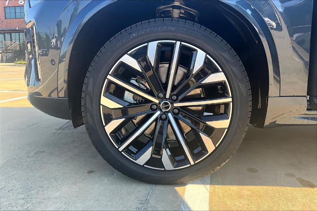 new 2026 Volvo XC90 car, priced at $78,870