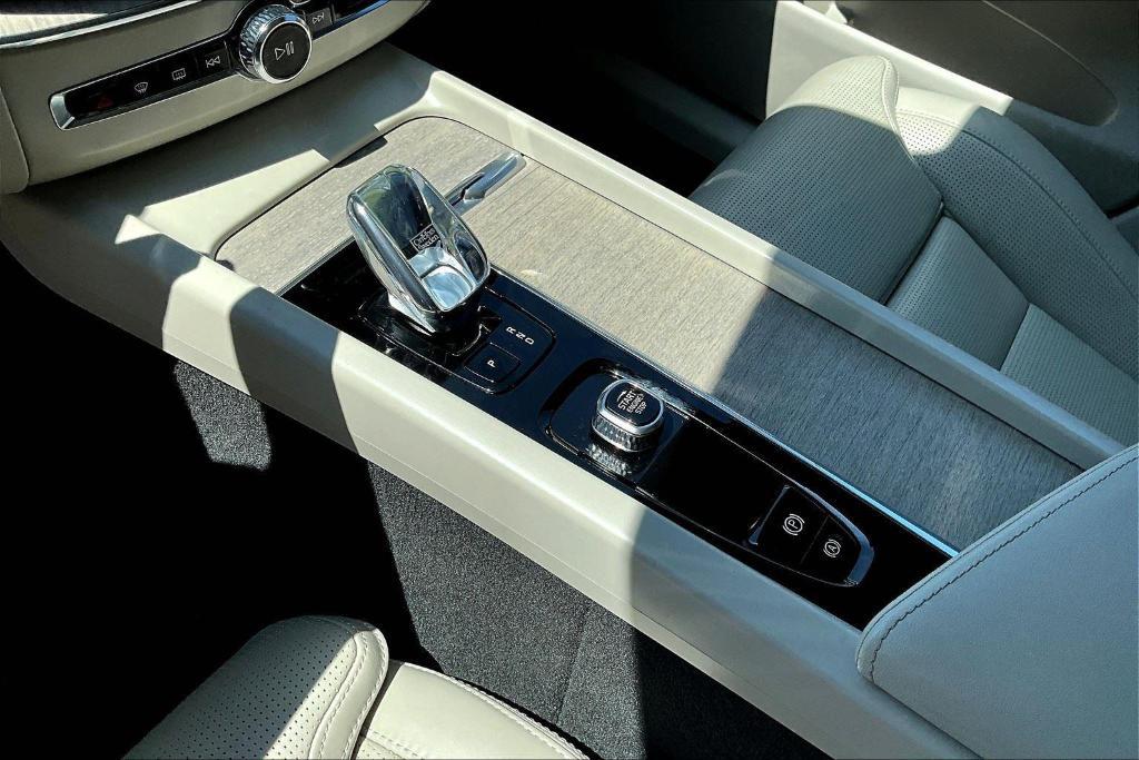 used 2023 Volvo XC60 car, priced at $43,488