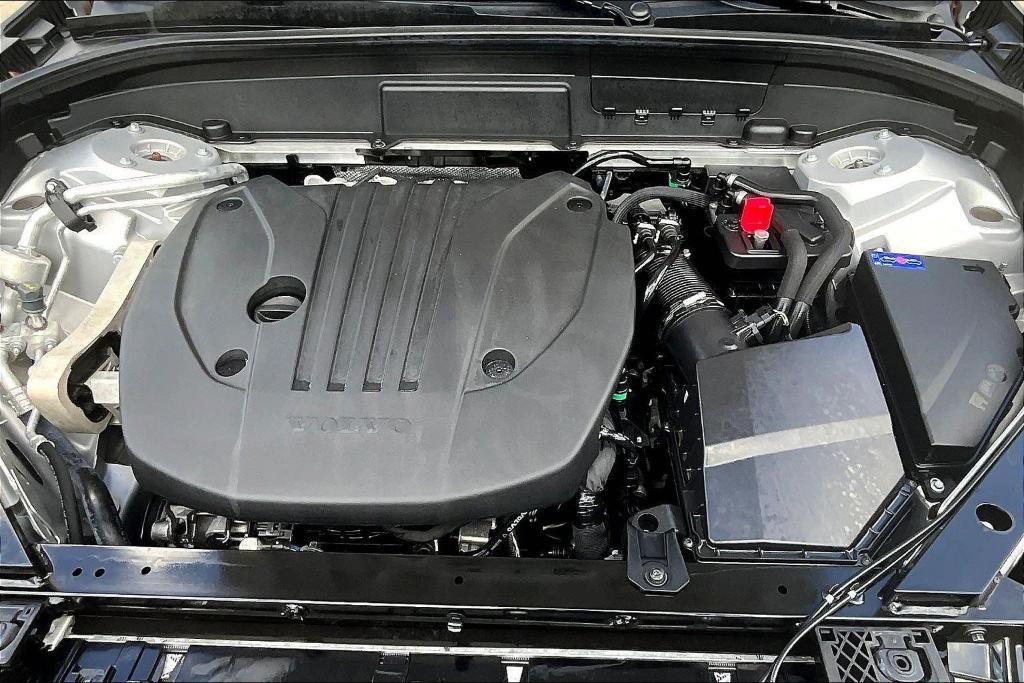 used 2025 Volvo XC60 car, priced at $40,500