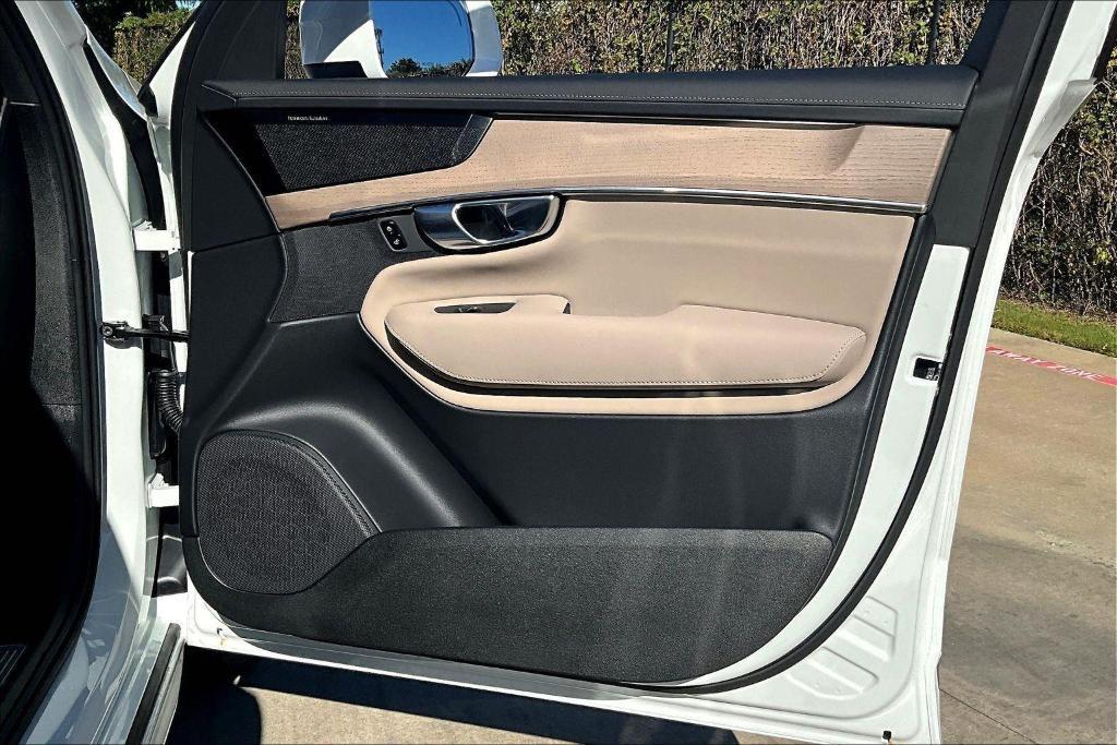 new 2026 Volvo XC90 car, priced at $71,825