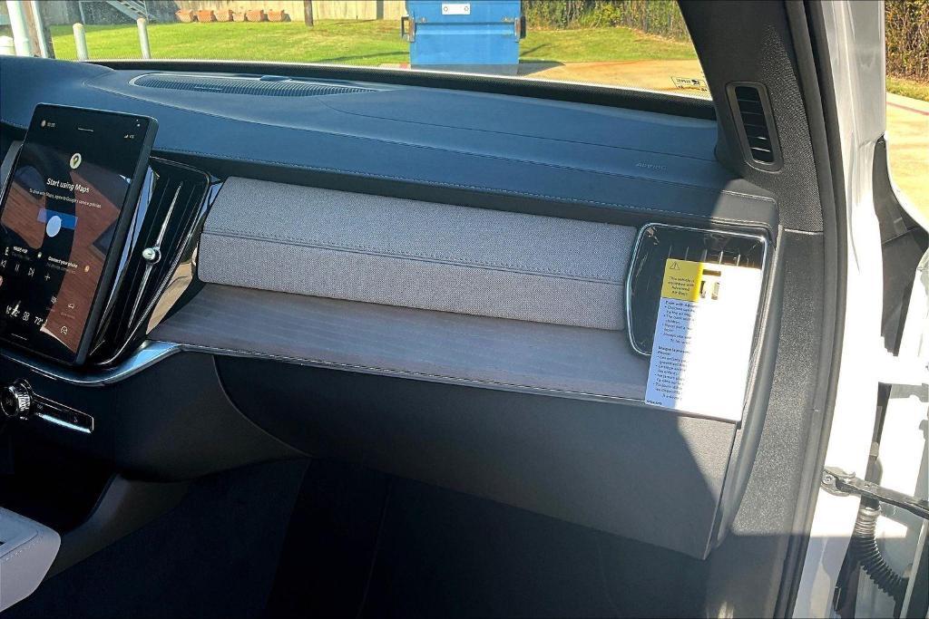 new 2026 Volvo XC90 car, priced at $71,825