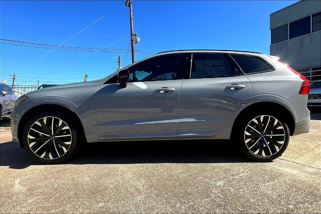 new 2026 Volvo XC60 car, priced at $63,935