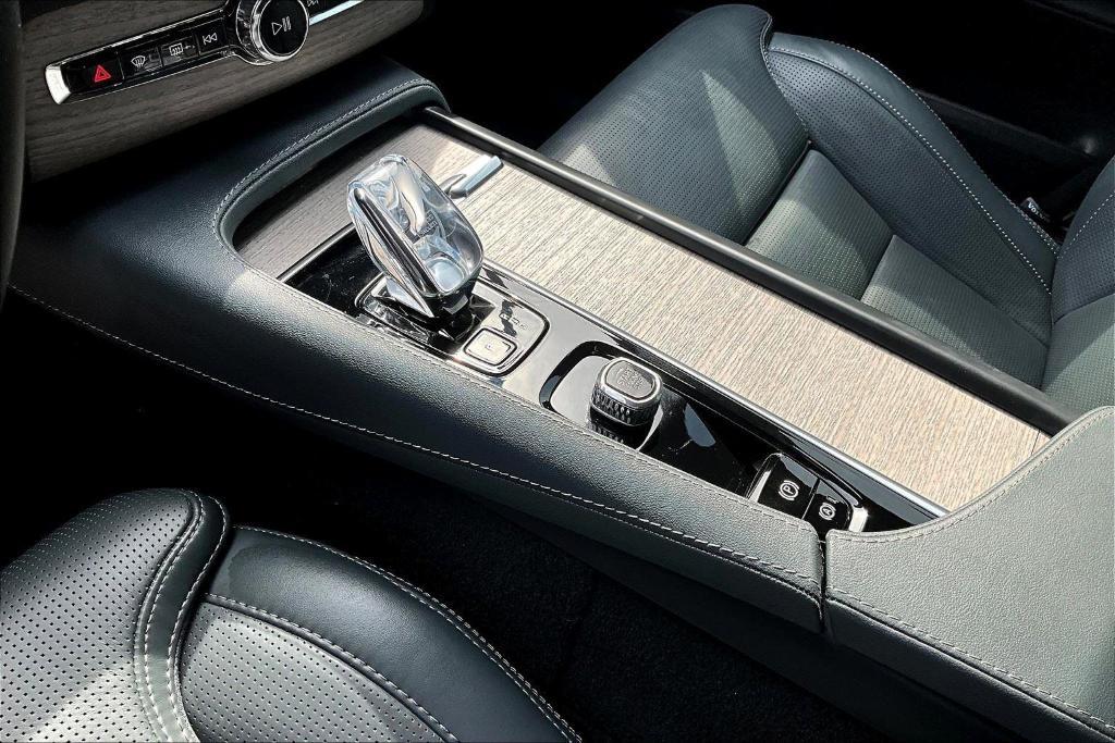 used 2024 Volvo XC90 Recharge Plug-In Hybrid car, priced at $69,485
