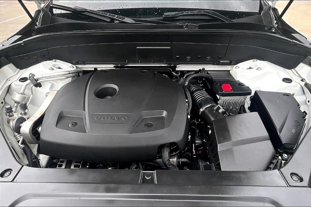 used 2022 Volvo XC90 car, priced at $39,245