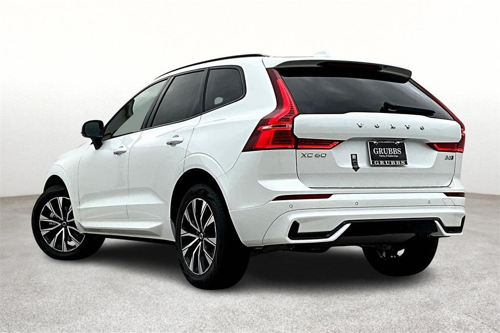 new 2025 Volvo XC60 car, priced at $49,935