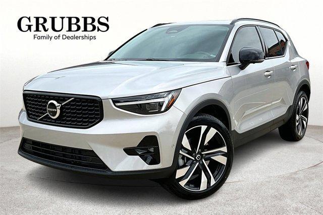 new 2024 Volvo XC40 car, priced at $49,265