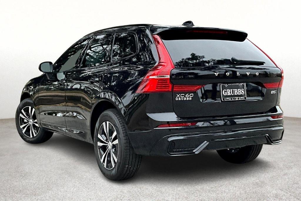 new 2025 Volvo XC60 car, priced at $48,345