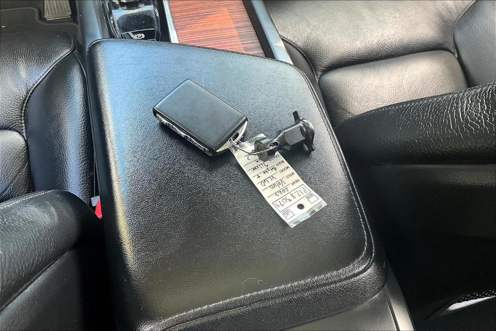 used 2023 Volvo XC60 car, priced at $31,808