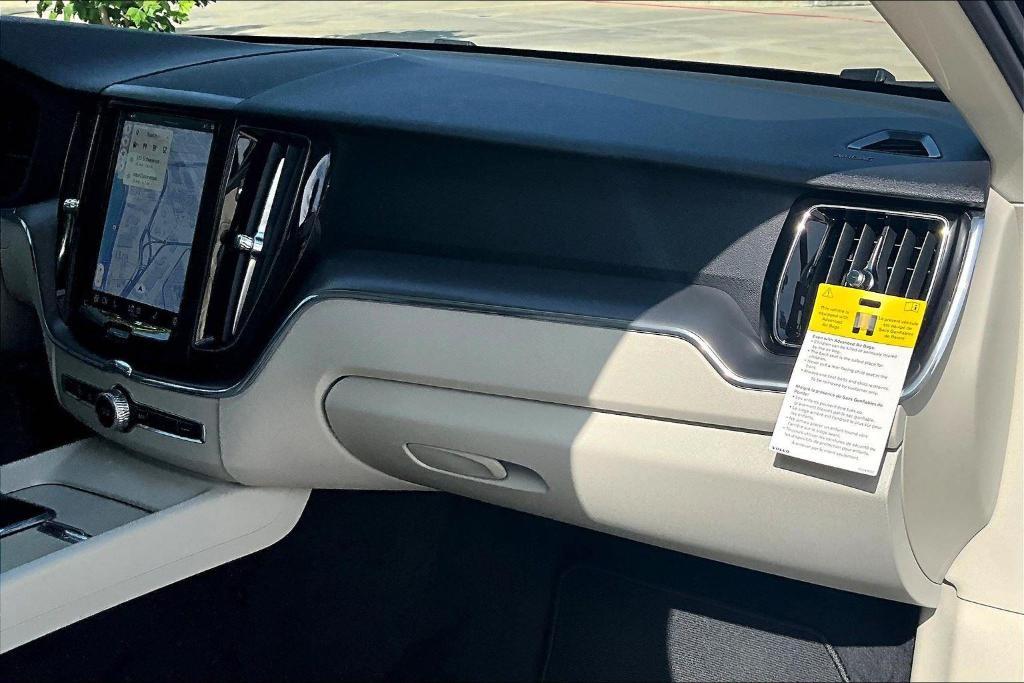 new 2025 Volvo XC60 car, priced at $49,935