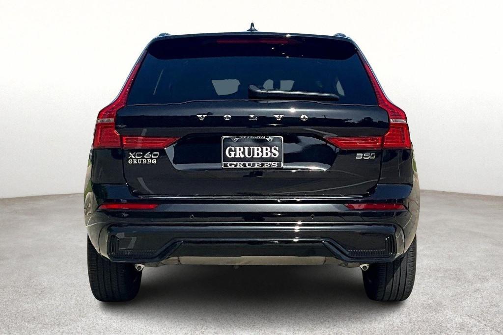 new 2025 Volvo XC60 car, priced at $49,935