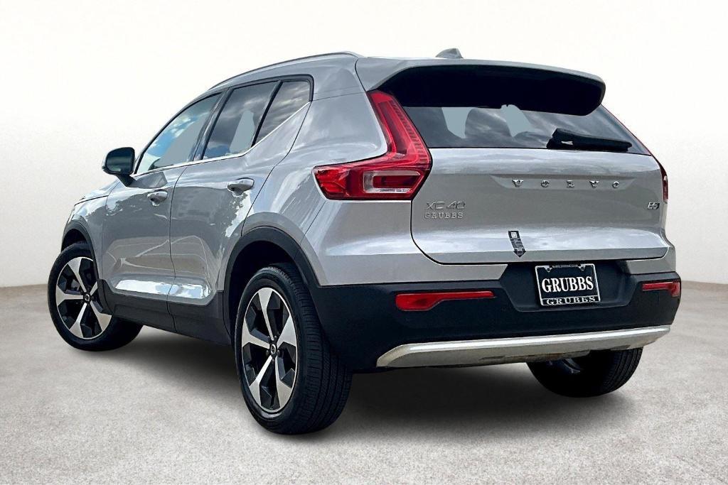 used 2025 Volvo XC40 car, priced at $41,115