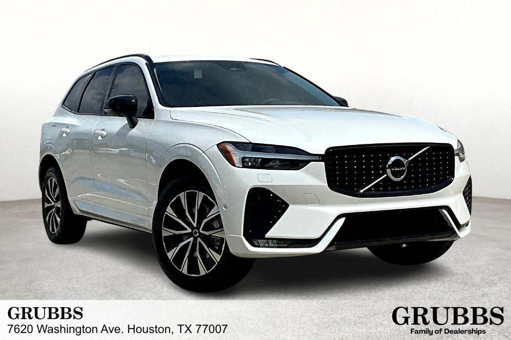 new 2025 Volvo XC60 car, priced at $54,560