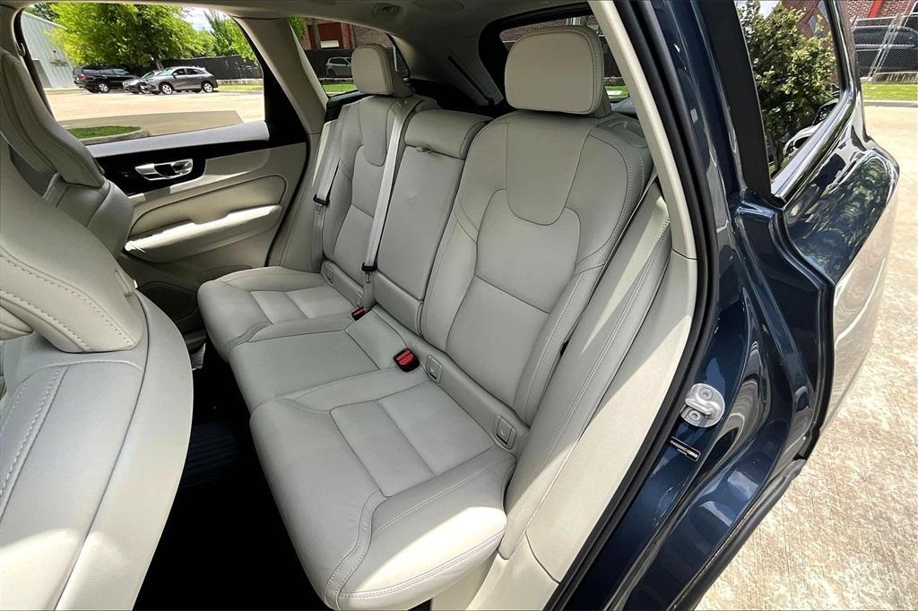 new 2025 Volvo XC60 Plug-In Hybrid car, priced at $56,685