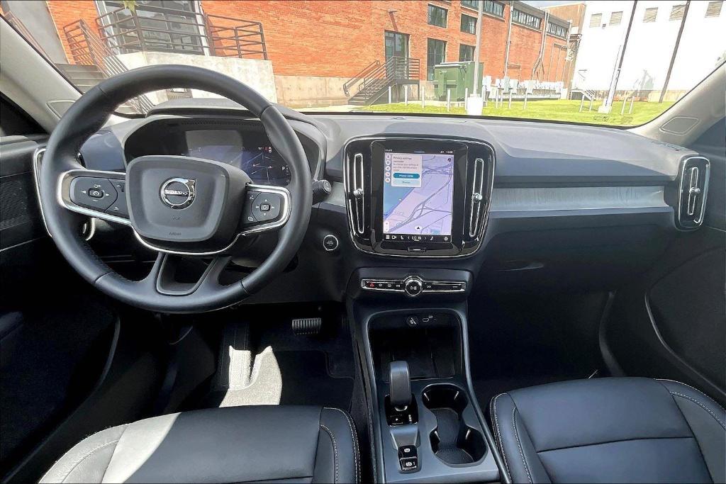 new 2025 Volvo XC40 car, priced at $45,465