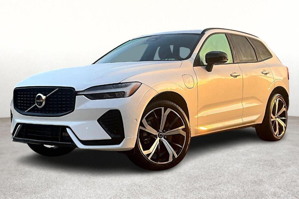 used 2022 Volvo XC60 Recharge Plug-In Hybrid car, priced at $41,788