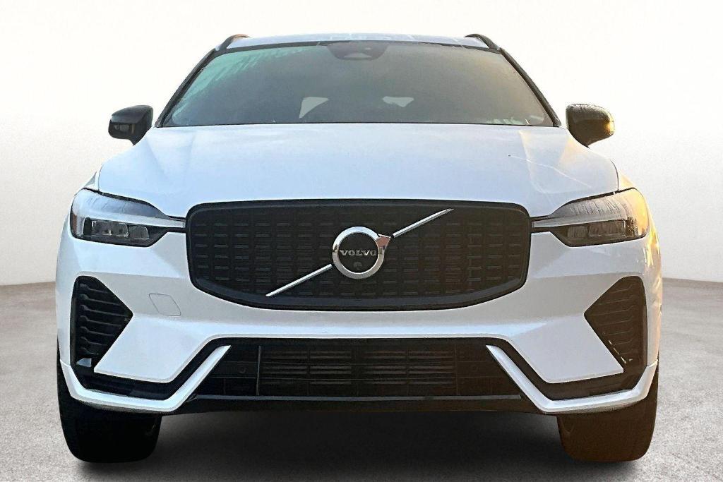 used 2022 Volvo XC60 Recharge Plug-In Hybrid car, priced at $41,788