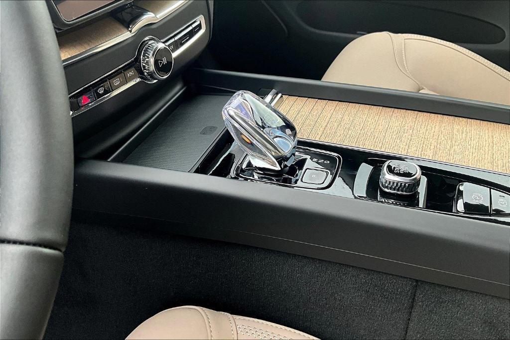 new 2026 Volvo XC60 car, priced at $57,235