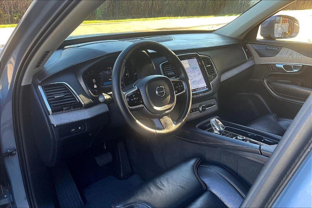 used 2023 Volvo XC90 Recharge Plug-In Hybrid car, priced at $45,000