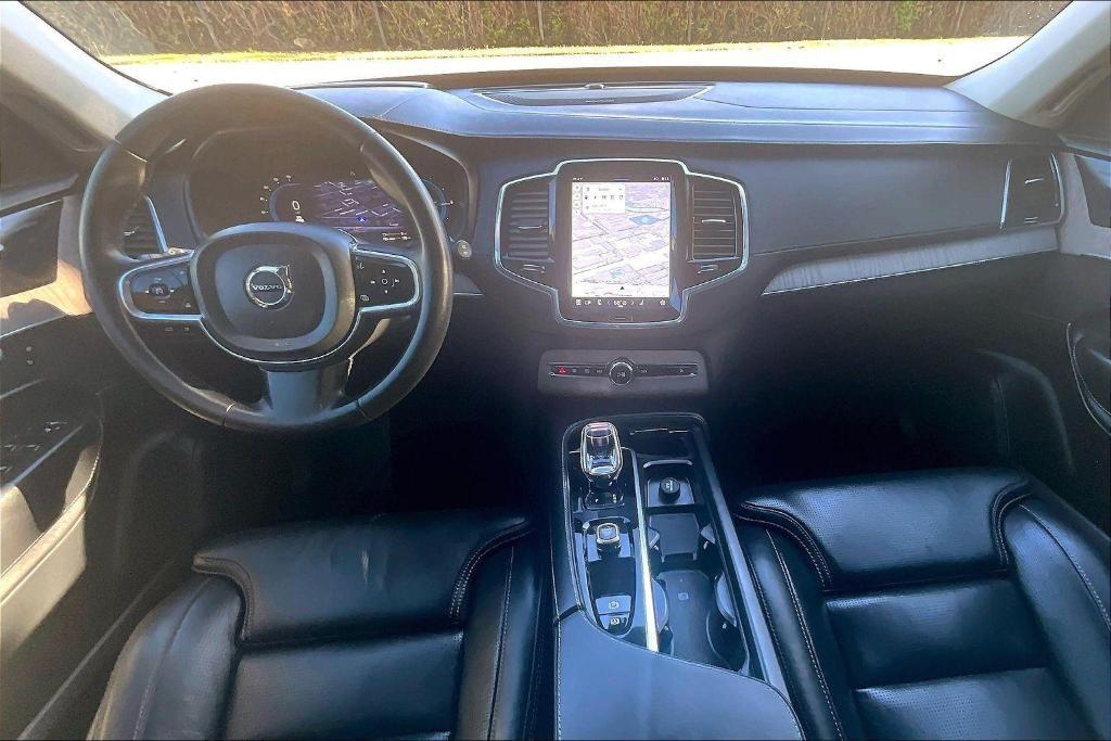 used 2023 Volvo XC90 Recharge Plug-In Hybrid car, priced at $45,000