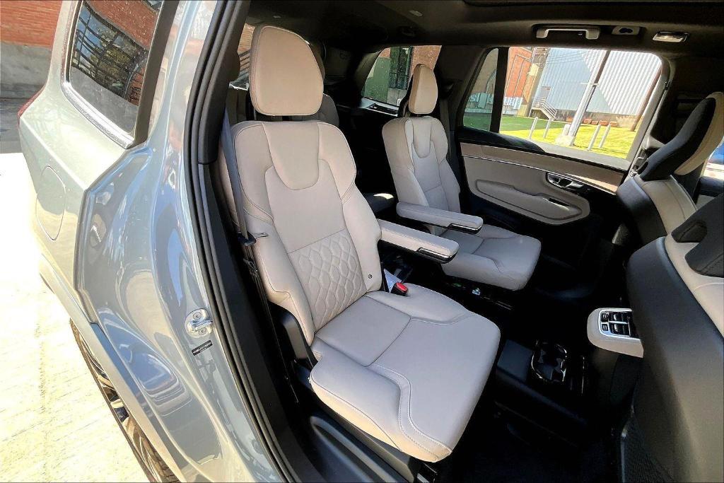 new 2026 Volvo XC90 car, priced at $72,325