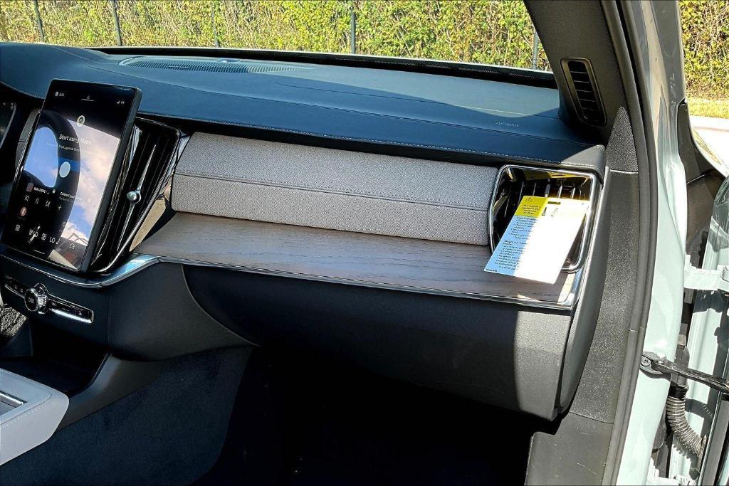 new 2026 Volvo XC90 car, priced at $72,325