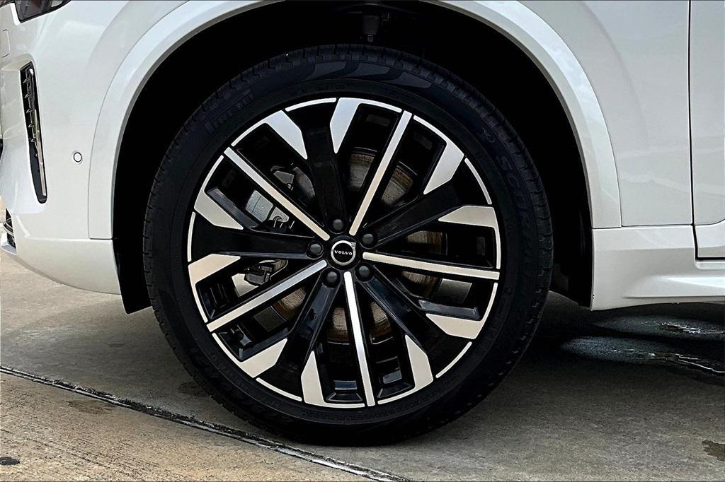 new 2026 Volvo XC90 car, priced at $82,375