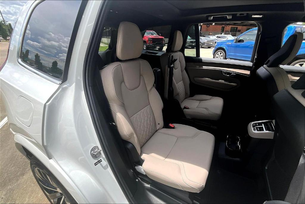 new 2026 Volvo XC90 Plug-In Hybrid car, priced at $82,375