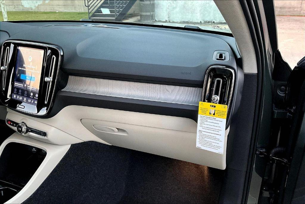 new 2026 Volvo XC40 car, priced at $50,150