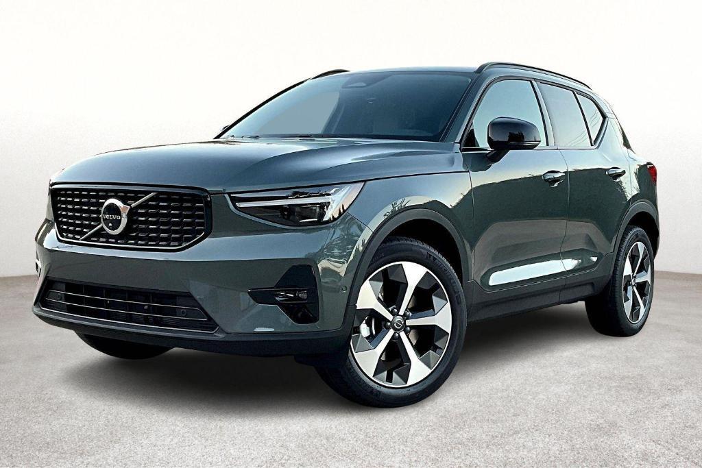 new 2026 Volvo XC40 car, priced at $50,150