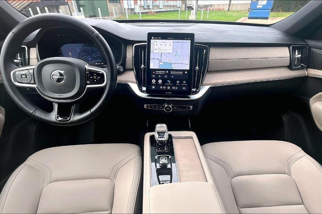 used 2025 Volvo XC90 car, priced at $50,819