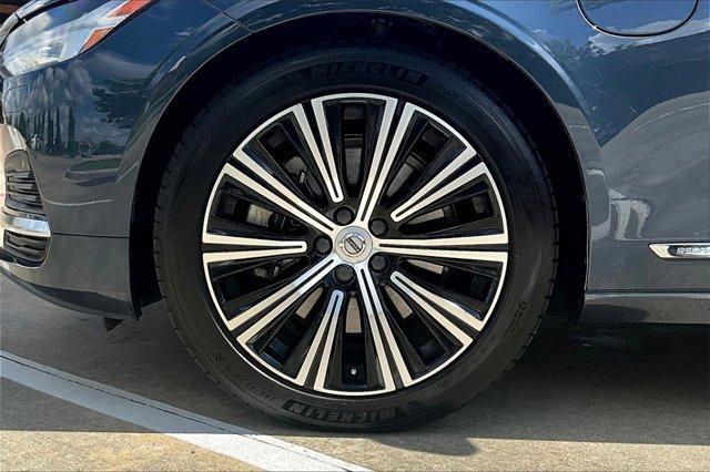used 2022 Volvo S90 Recharge Plug-In Hybrid car, priced at $46,518