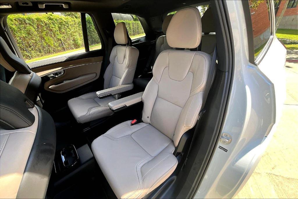 new 2026 Volvo XC90 car, priced at $76,875