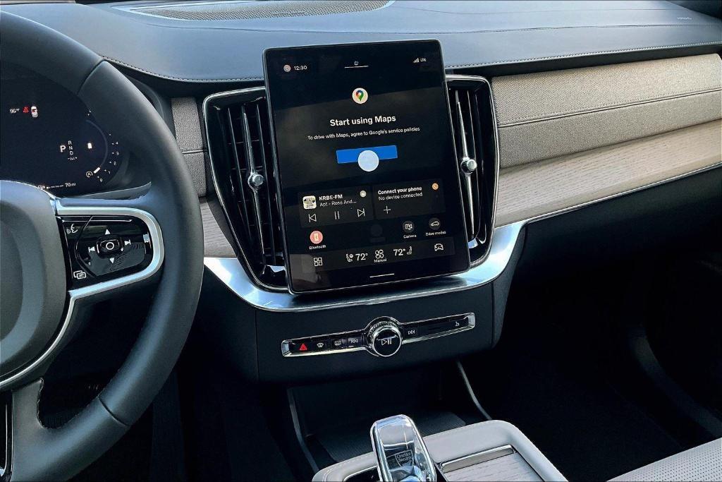 new 2026 Volvo XC90 car, priced at $76,875