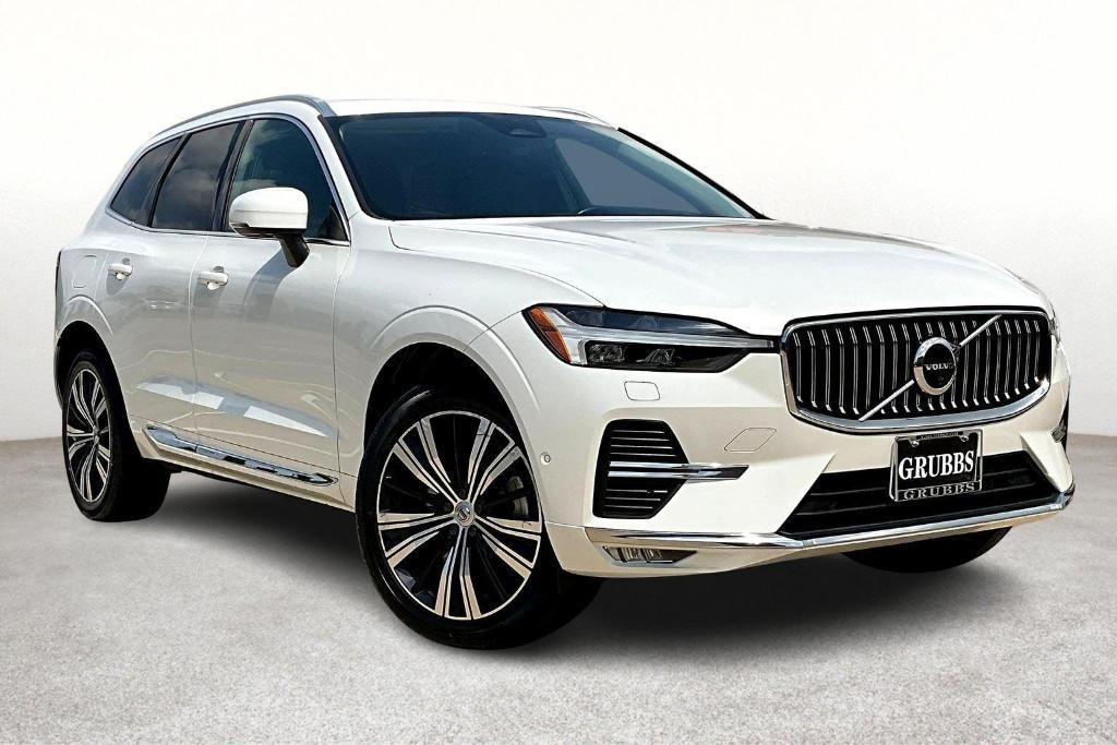 used 2022 Volvo XC60 car, priced at $43,230