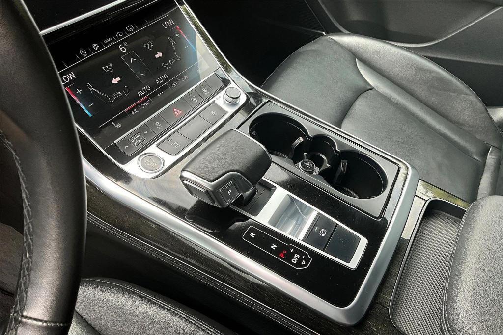 used 2023 Audi Q7 car, priced at $40,000